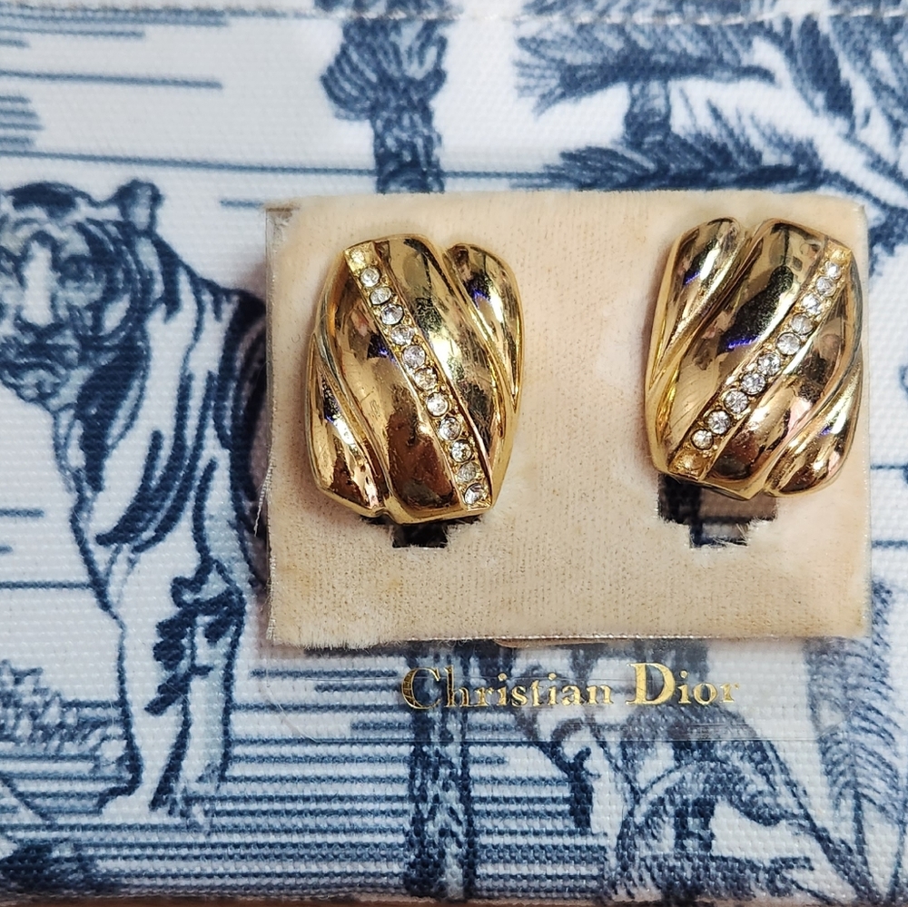 Christian Dior clip earrings